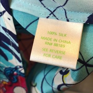 Lilly Pulitzer Tops - Lily Pulitzer x marks spot map silk top Lilly Pulitzer Tops - Lily Pulitzer x marks spot map silk top